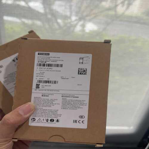 3SK1121-2CB42未拆封5个~询价