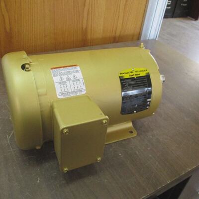 BaldorMotorEM3559T3HP3600RPM230460V7.23.6A3Ph60Hz*无盒*全新