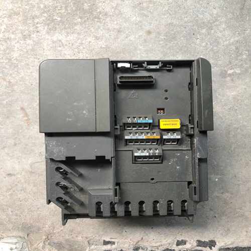 变频器6SE6420-2AD22-2BA1，无盖板~询价