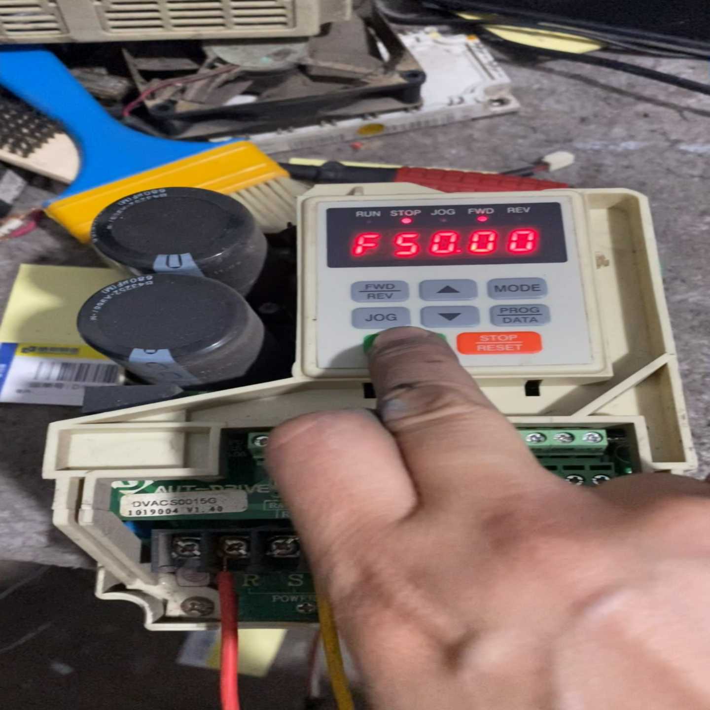 【议价】德莱尔变频器DVA-2S0015G/1.5KW/220V，功适用