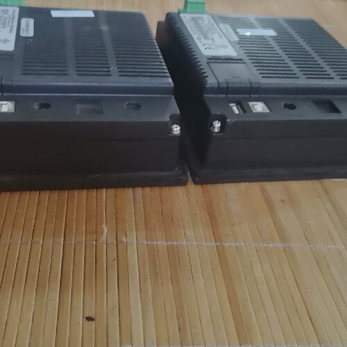询-台达触摸屏DOPB05S100两台成色有使用痕