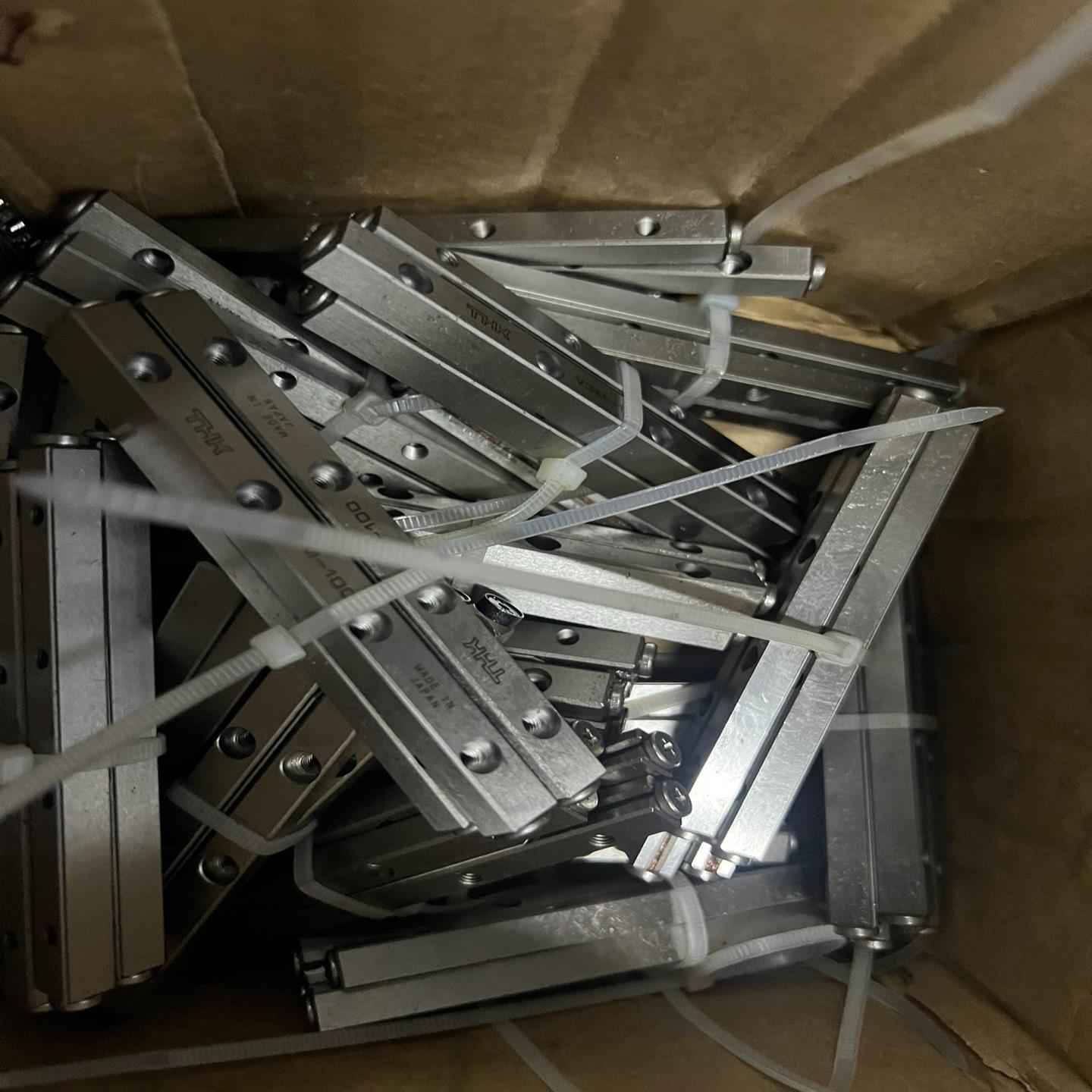 3100交叉导轨正品THKV3M-100不锈钢交叉导轨--议价商品