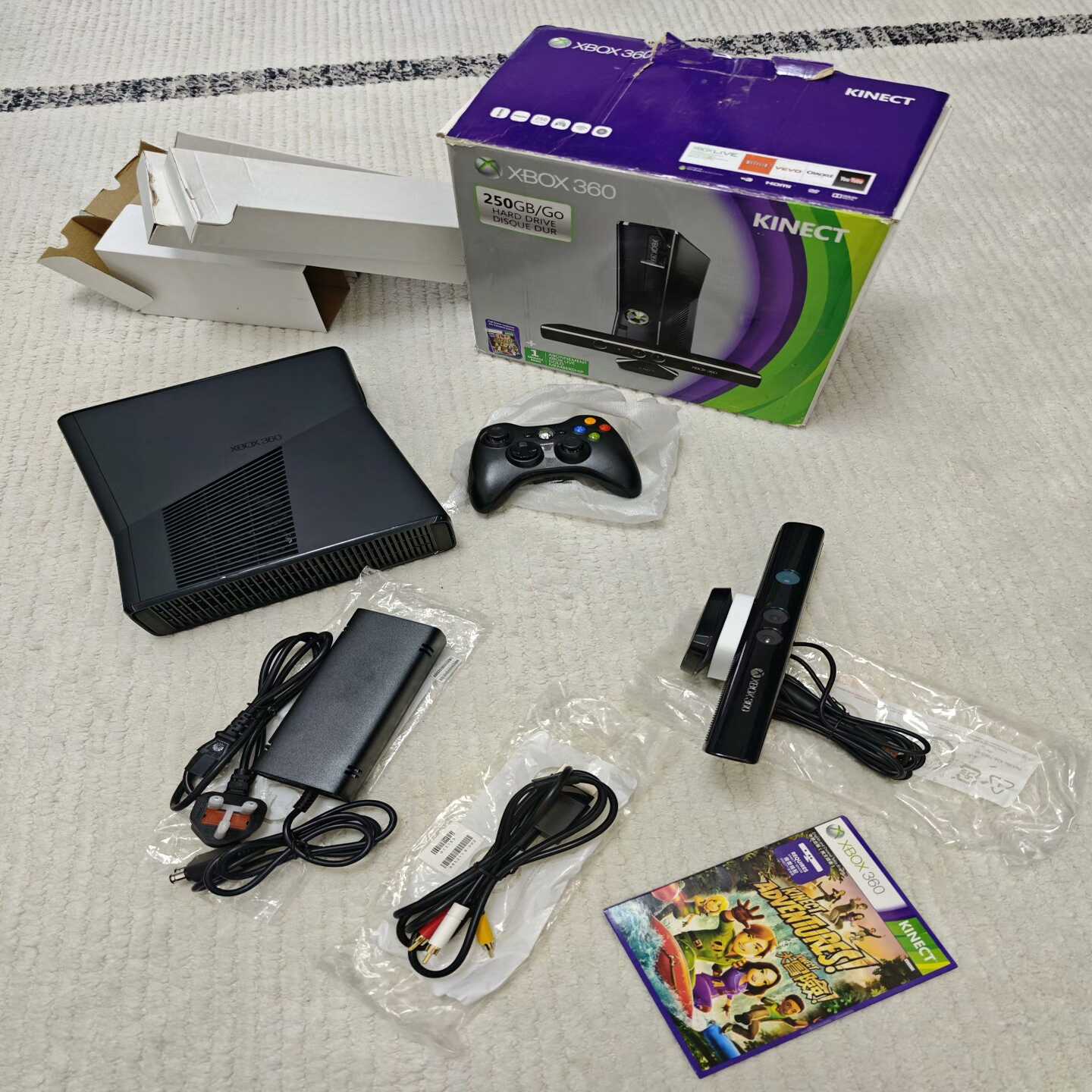 全新XBOX360体感游戏机，S版，250GB--议价商品