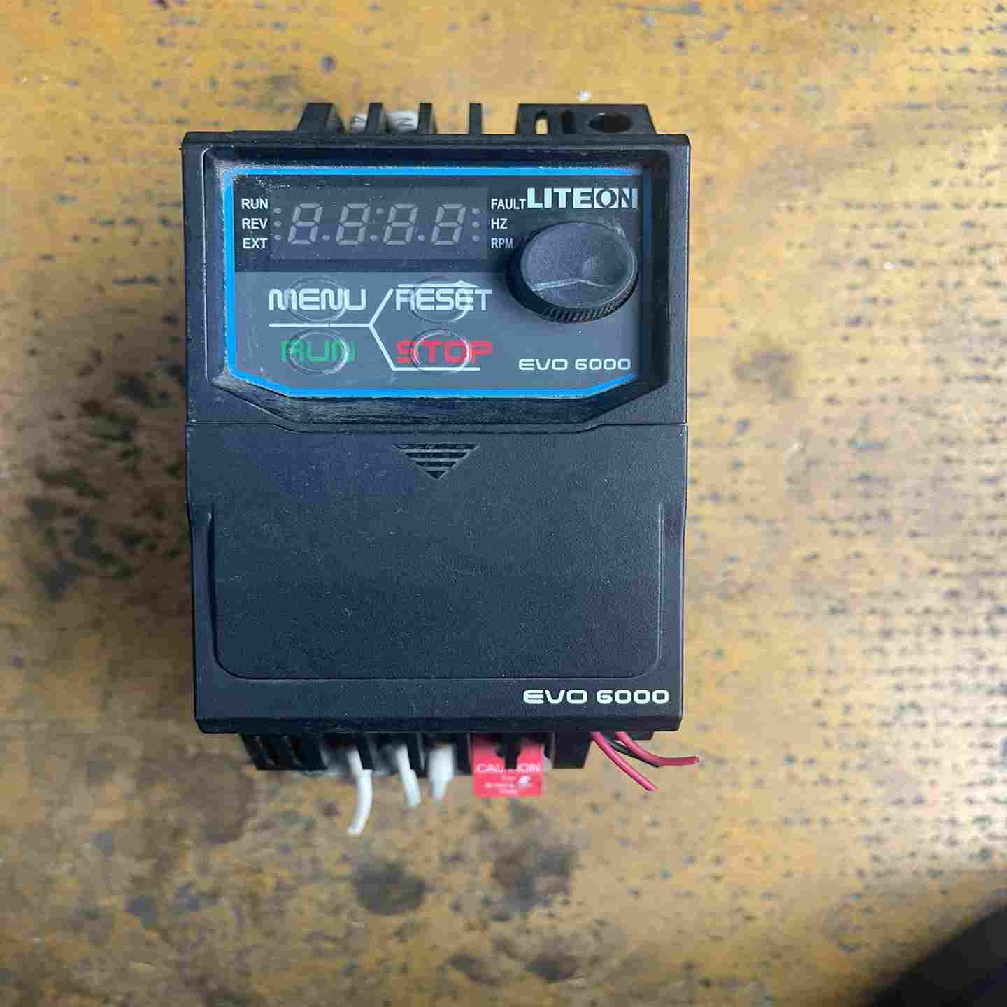 (询价)光宝变频器EVO600021PD75E20F 系列0.75K图片