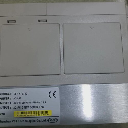 寻《可议价刚拆机下来VICRUNS沃森变频器3037kW15