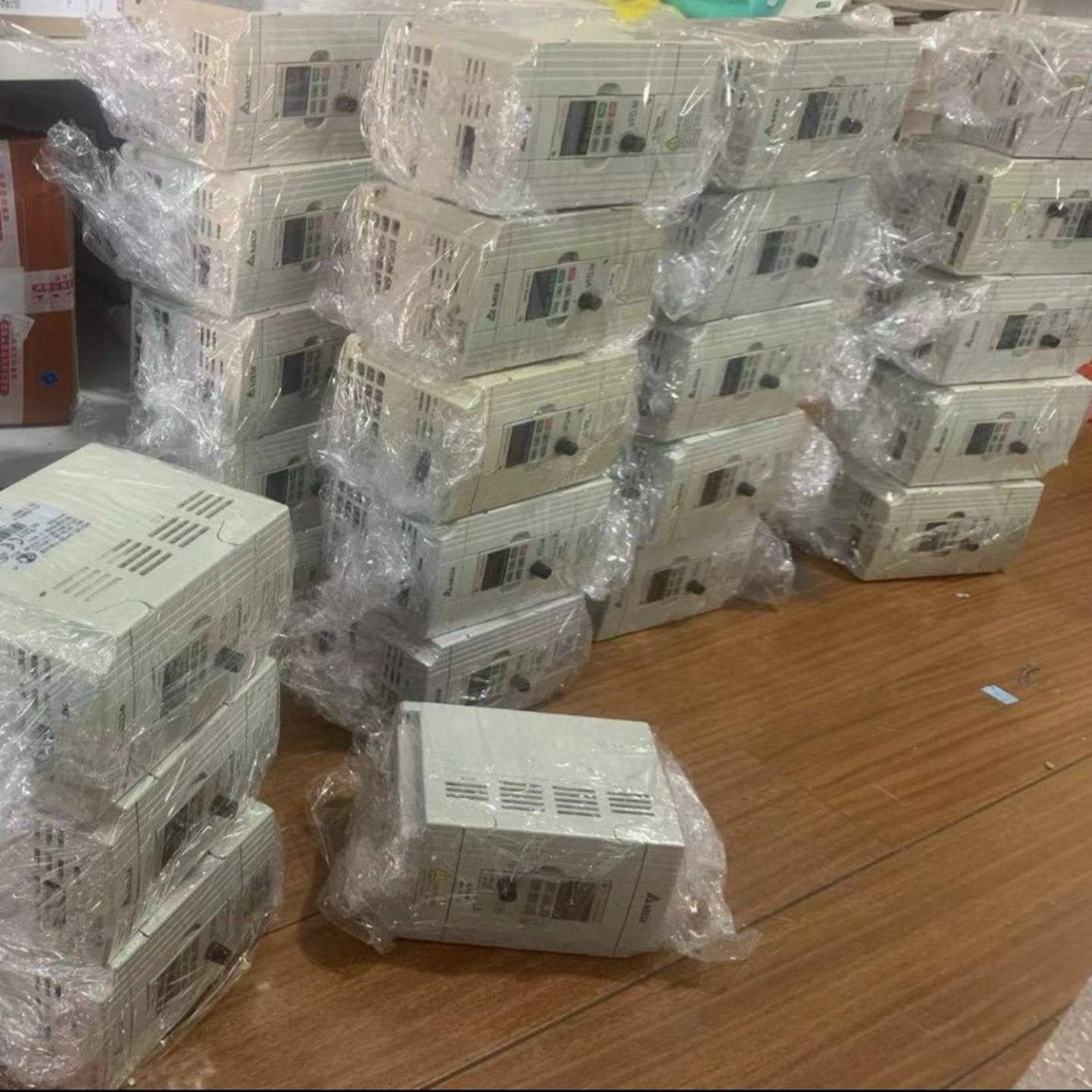 询价#Delta/台达正品台达变频器M系列正品机0.4KW