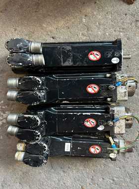 ELAU电机SH30551P02F2000..1台，SH3