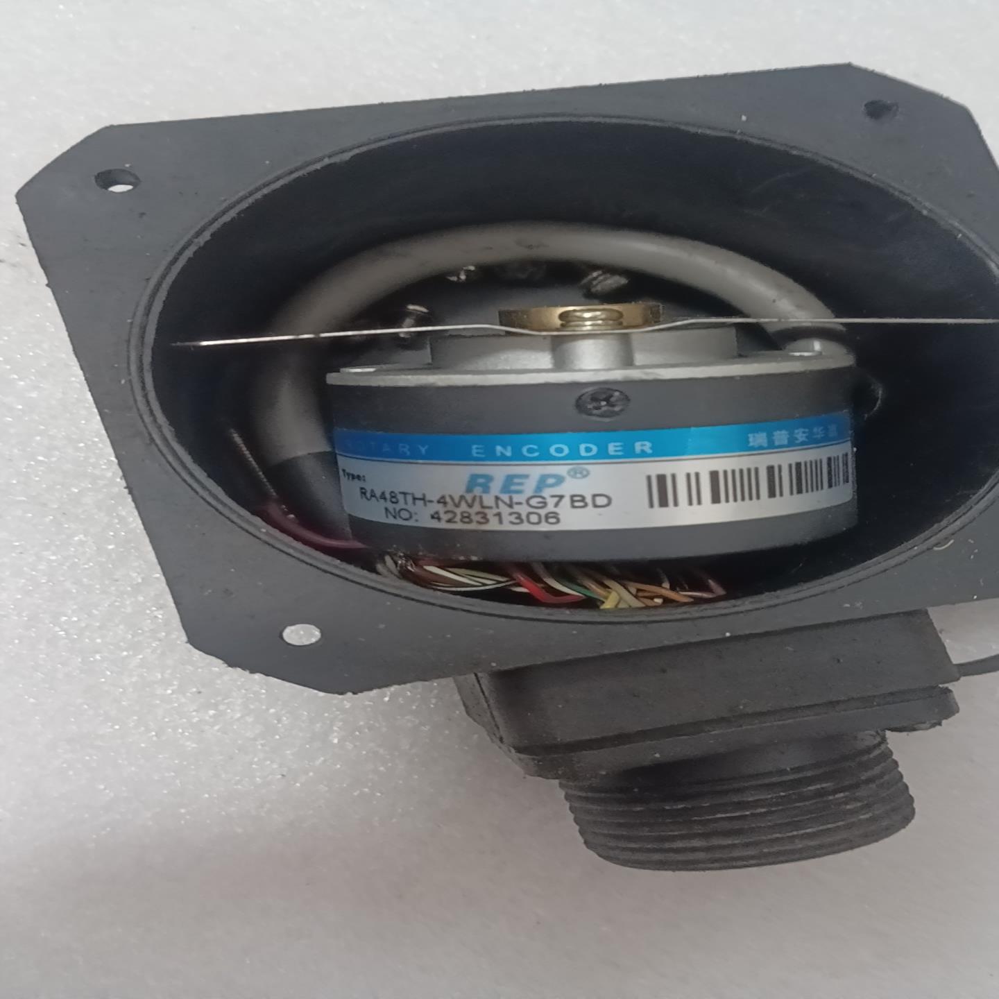 议价议价瑞普编码器RA48TH-4WLN-G7BD实物拍一个功能正议价