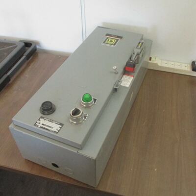 方形D尺寸1断路器组合8539SCG43CFF4P22P61120V线圈15A600V