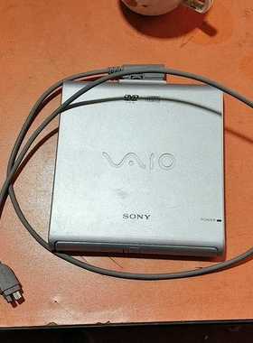 询价索尼怀旧复古款，型号pcga-crwd1，