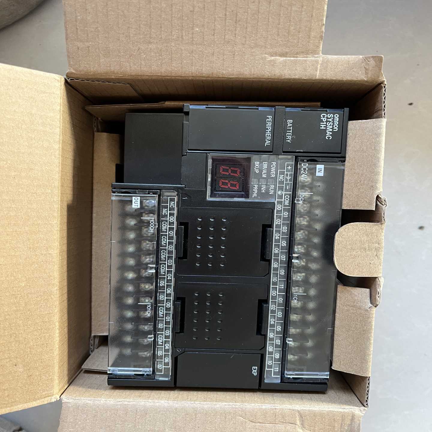 Omron/PLCCP1H-X40DT-D一个询价