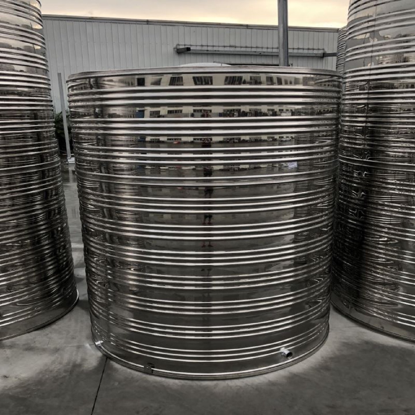 不锈钢保温水箱1太阳能304热水器2空气能3宾馆5热水塔8商用10吨圆,户外/登山/野营/旅行用品,水桶,淘宝优惠券,粉丝福利购,淘宝优惠卷