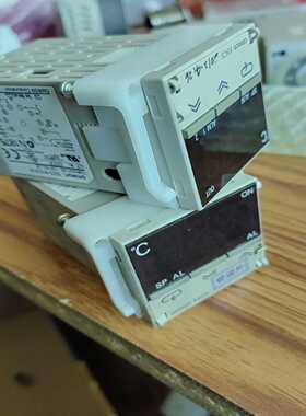 温控仪E5CS-R1KJ询价