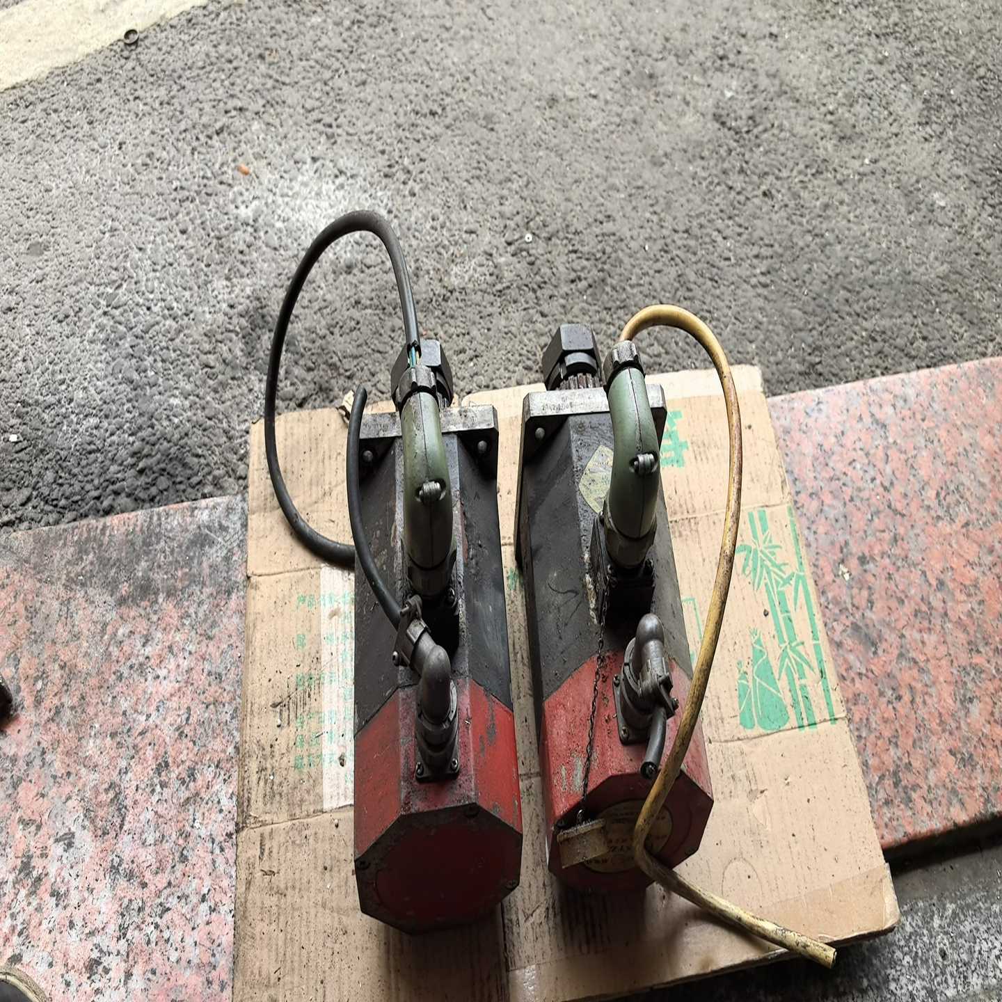 华大交流伺服电机130STZ75-1-HM，转矩5牛米，询价