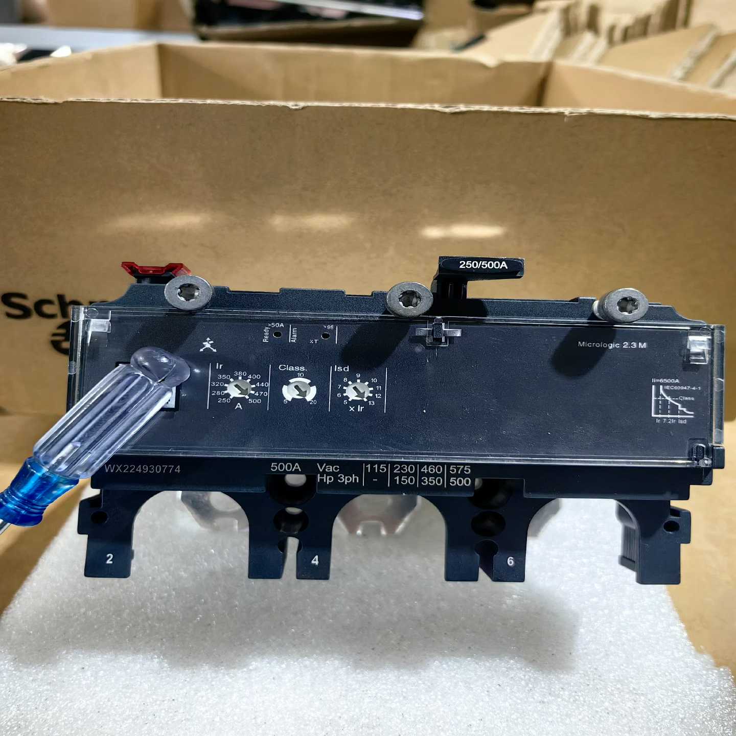 MIC2.3M 500A 3P 新产品C6332M50~询价