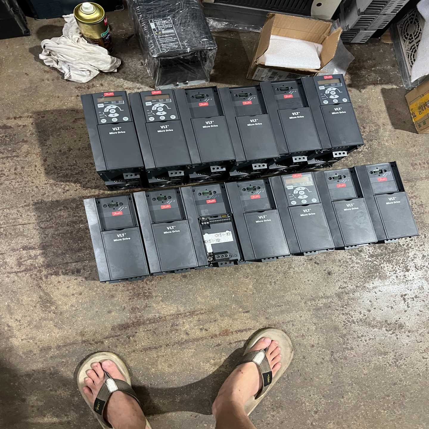 丹佛斯FC-051变频器4KW，实物拍摄，功能完好没修，喜欢--议价商