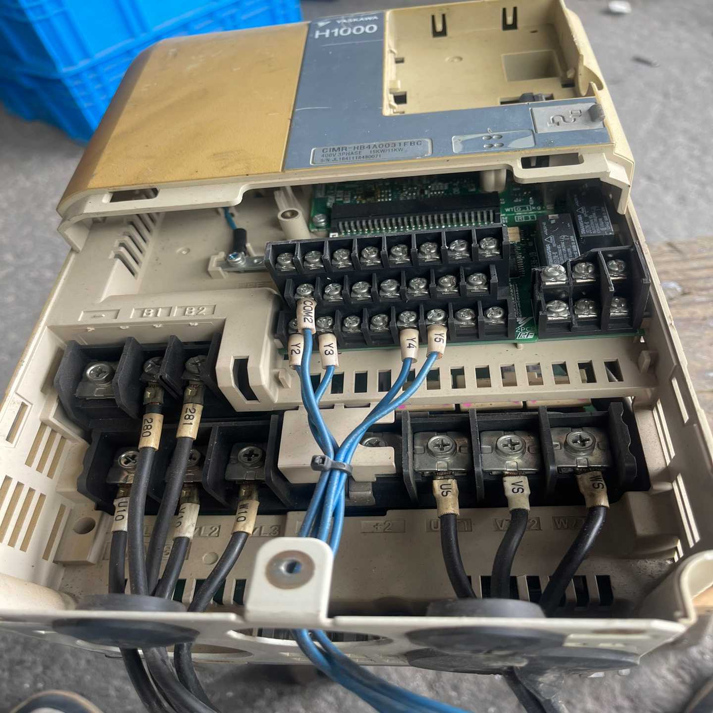 安川变频器ClMR-HB4A0031FBC/11KW/380询价