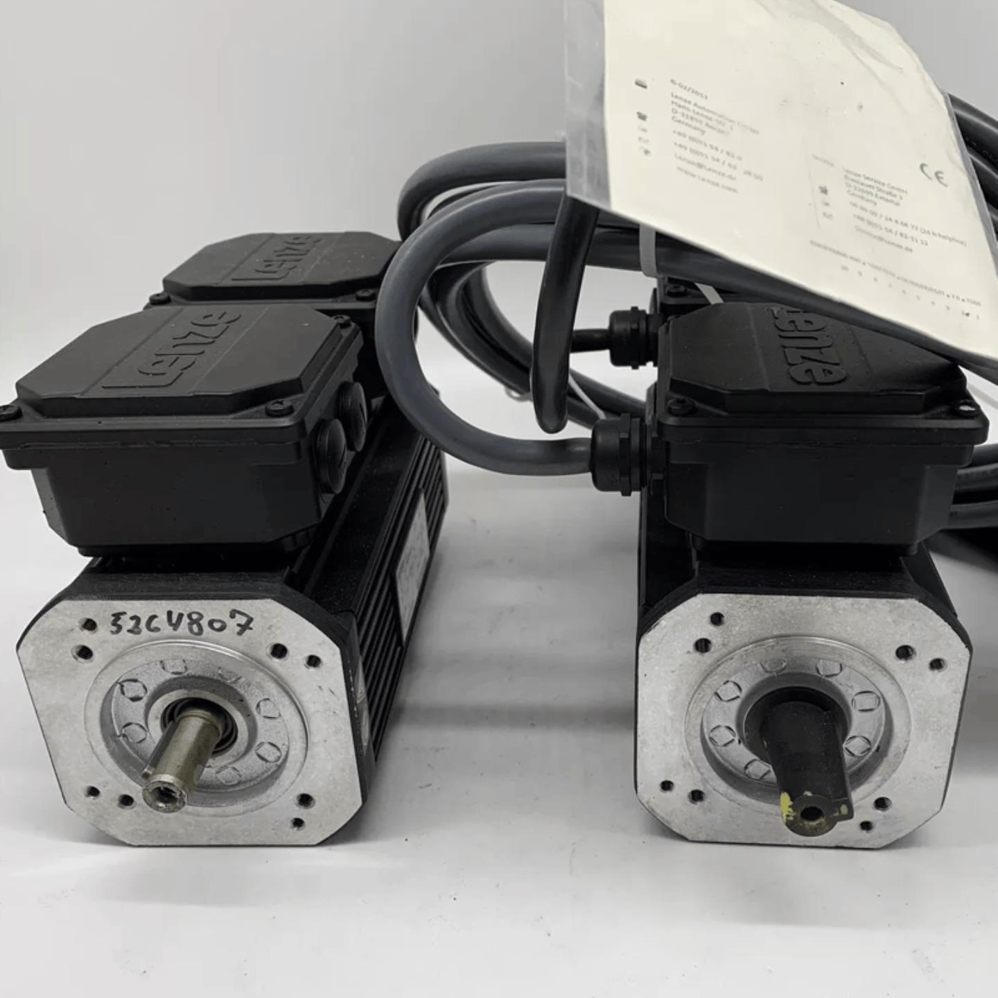 配件MDFKSRS071-03 071-13 071-33 LENZE伦茨电机议价