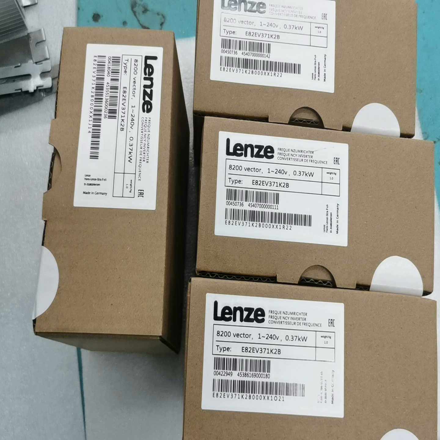 变频器E82EV371-2B，E82EV371K2B