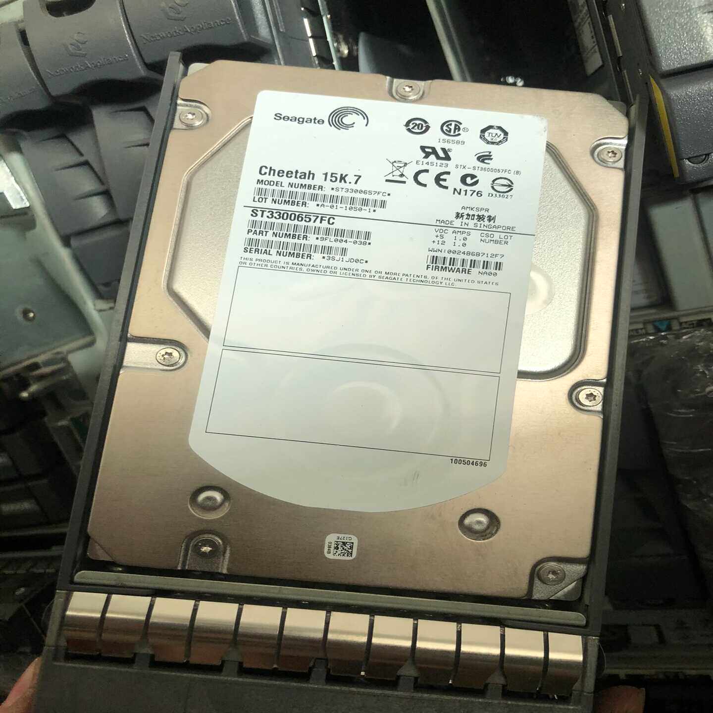（议价）NetAppX279A-R5ST3300657FC30