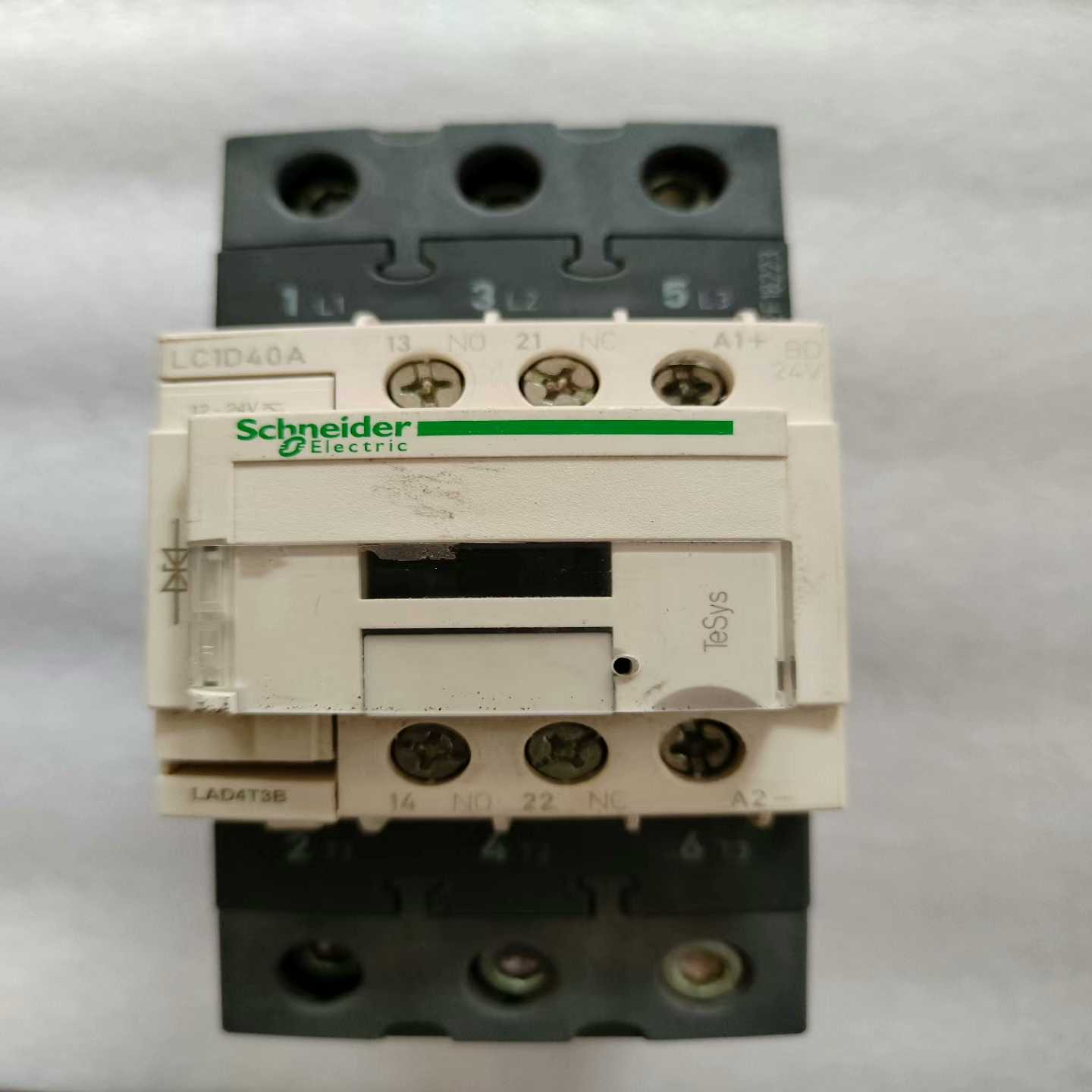 询价交流接触器LC1D40ABD，DC24V，保证