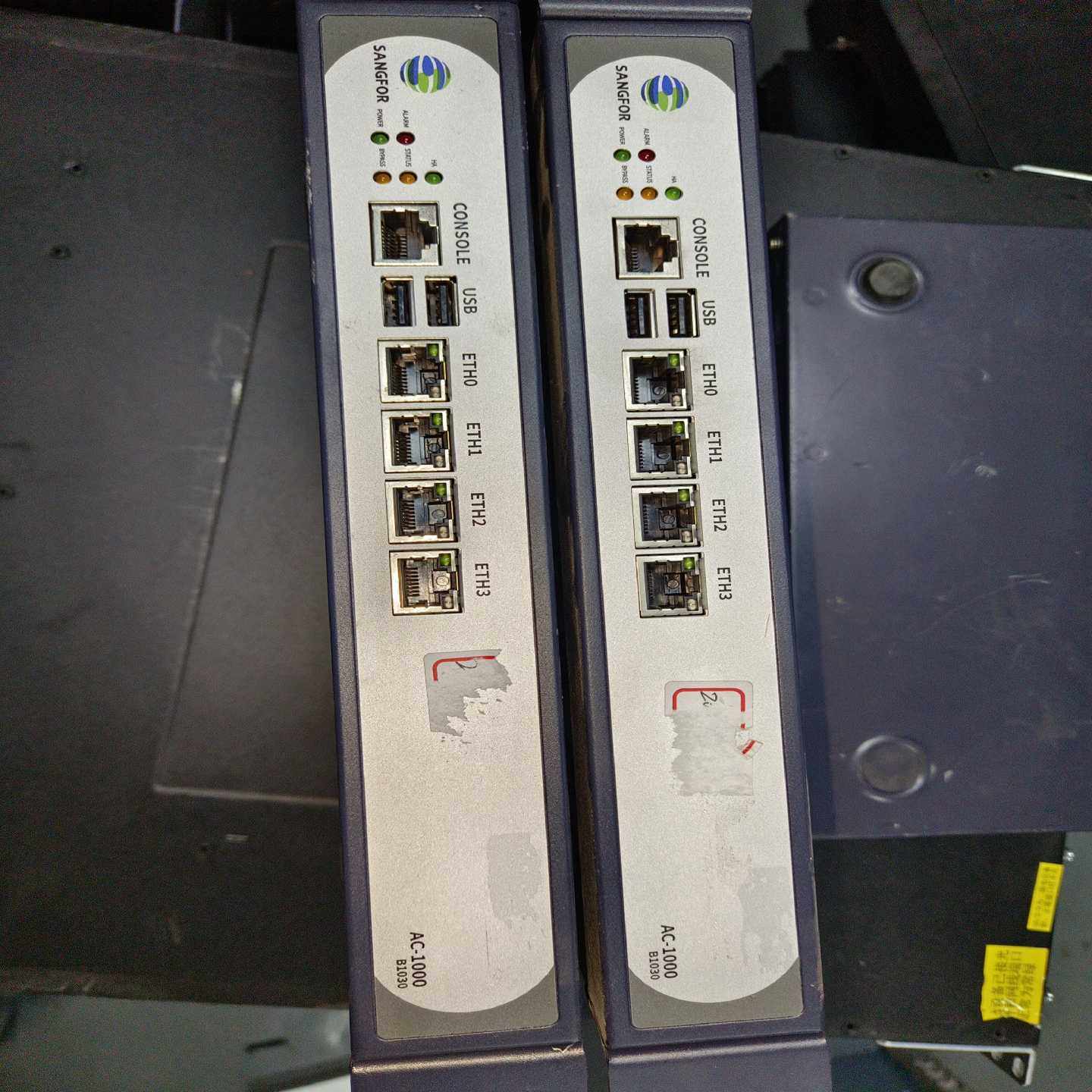 议价深信服ac-0-b100上其它元器件