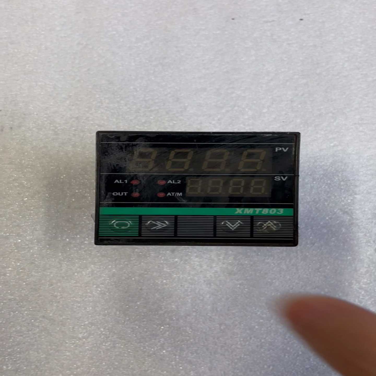 温控仪XMT-803，智能PID温控仪，精度0.5，成色如图询价