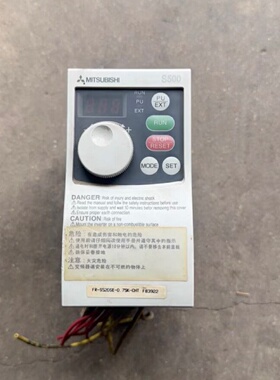 【议价】三菱FRS520SE0.75KCHT原装拆机变频75