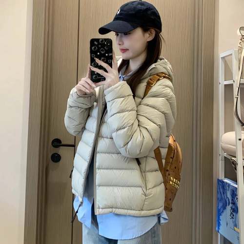 排骨轻便棉服女短款轻薄2025年冬季新款棉衣小个子棉袄连帽外套女