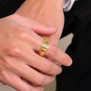 六字真言心经戒指转运黄财神男女转动钛钢可转动霸气雕刻创意