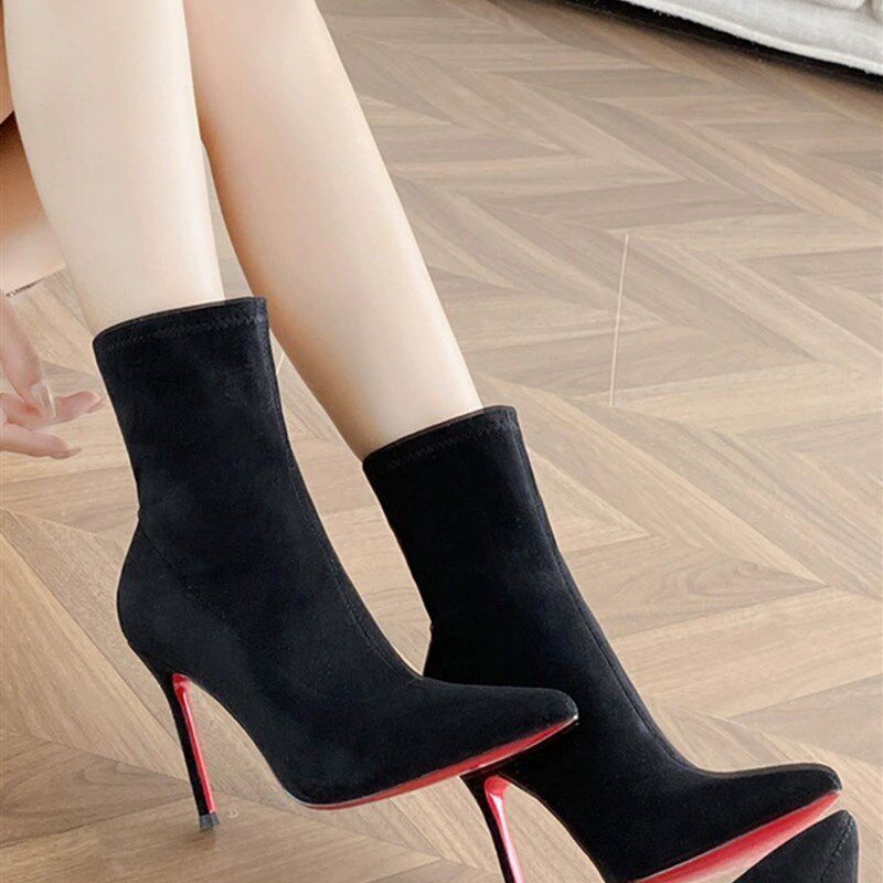 黑色尖头短靴子女2025新款爆款秋D冬红底高跟鞋细跟加绒弹力瘦瘦