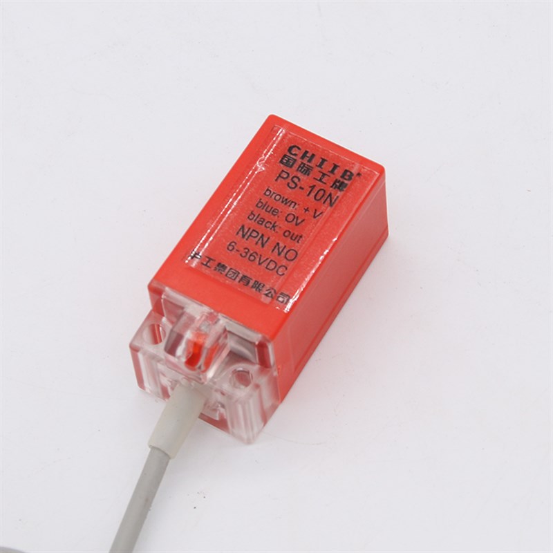 中国沪工集团CHIIB方形角柱接近开关传感器PS-10N三线NPN常开10mm