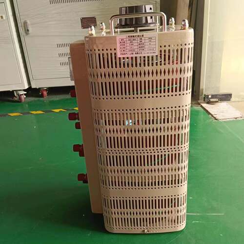 阿尔EGS巴尼亚SC2-10KVA接T触G式调压器交流电80V/0-430V三相调3