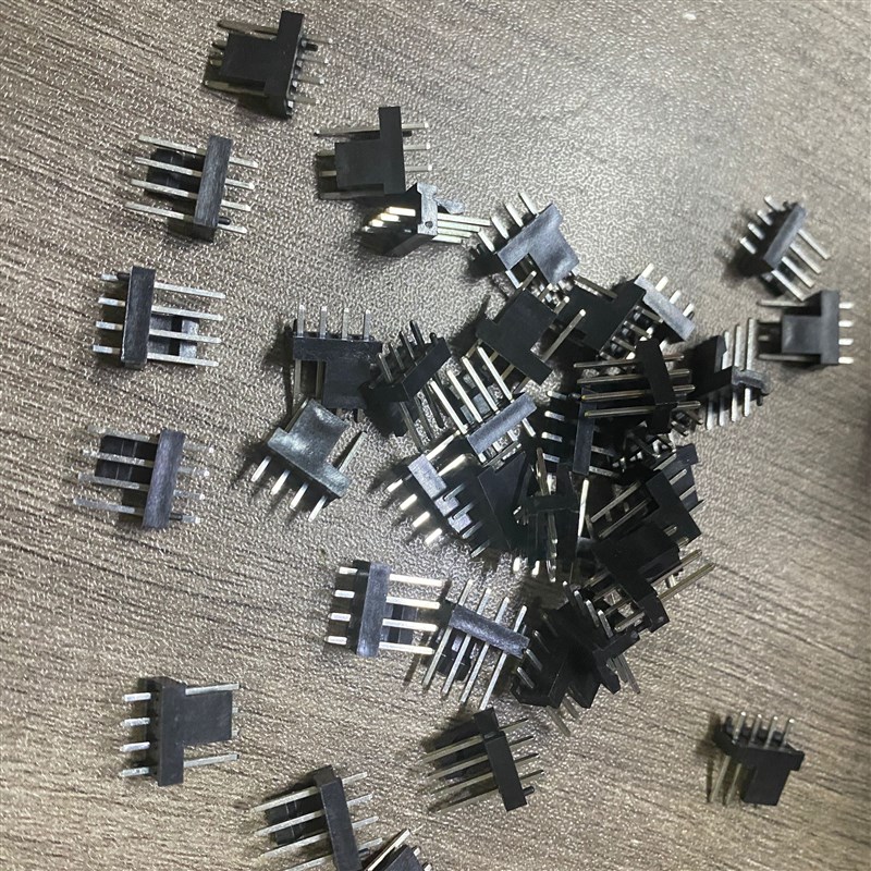 744-81-04TB1B 线对板/线对线连接器 2.54mm 1x4P 定位柱