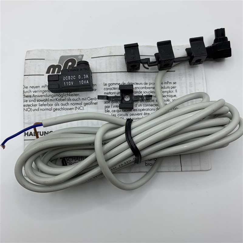 意大利CAMOZZI 康茂盛 磁性开关 DCB2C 10-8950-024 库存货