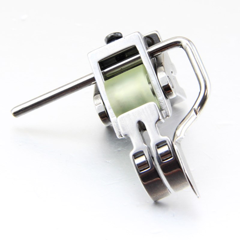 新款三滚轮压脚五合一多用途T5压脚平车左右单边挡边全钢带轮压脚