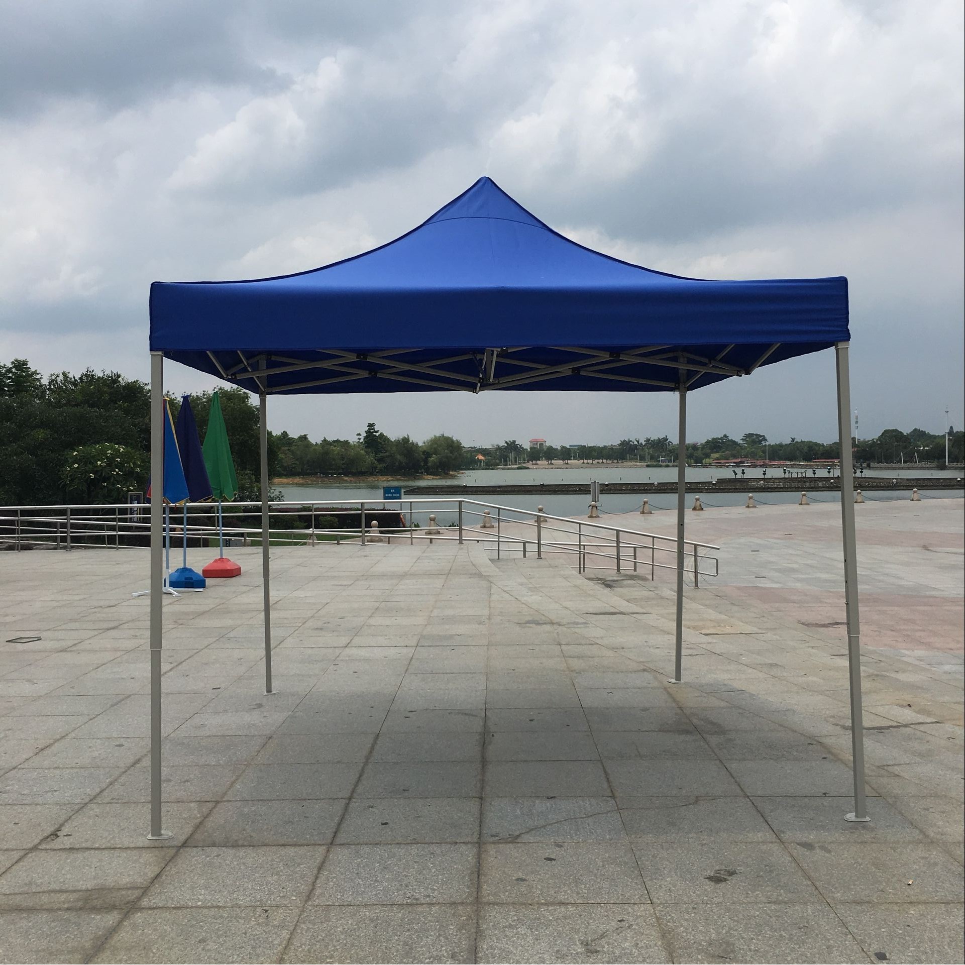 户外帐篷遮阳棚广告帐篷定做LOGO印字伸缩雨棚摺叠帐篷摆摊用围布