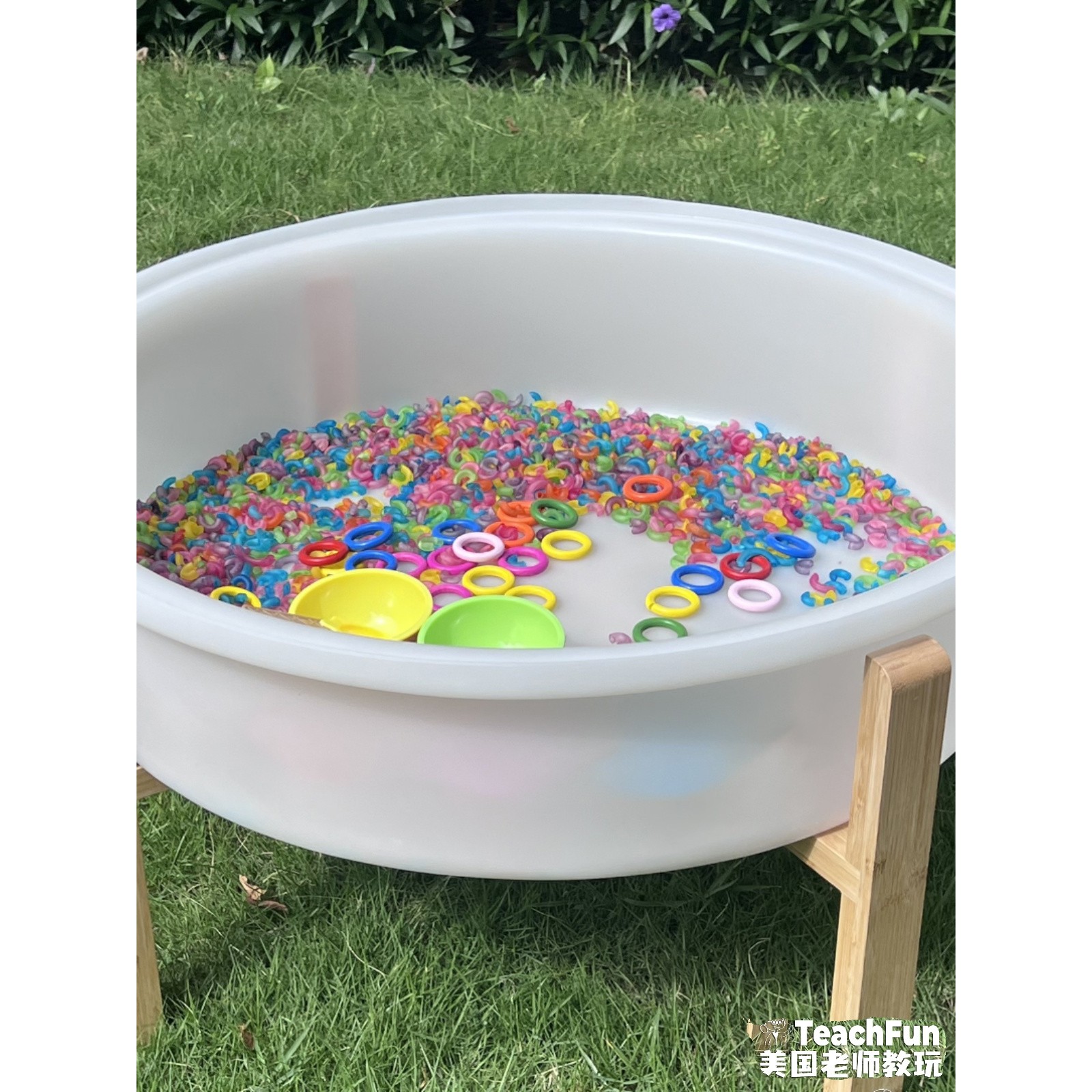 瑞吉欧EYFS脏玩tuff tray大号白色感官盆儿童玩沙戏水幼儿园教具