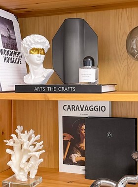 现代样板间软装饰品书房书柜玻璃陶瓷工艺品家居摆饰Z77