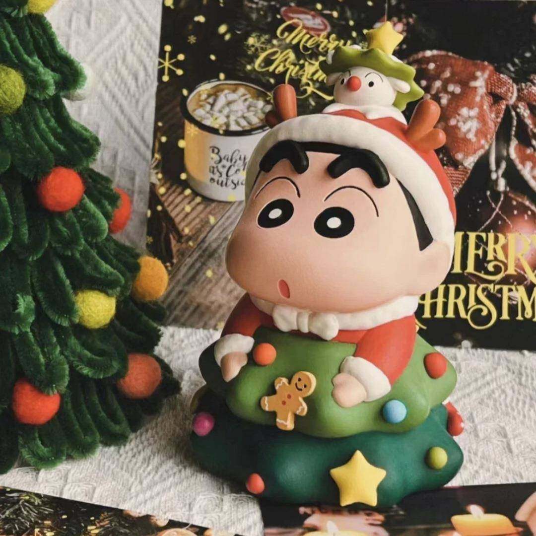 圣诞蜡笔小新手办圣诞树小新可爱公仔周边玩偶桌面摆件女生日礼物