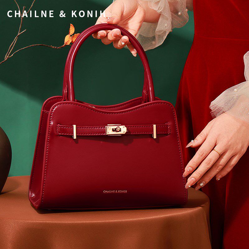 红色包包女结婚包2024新款高级感小众手提斜挎婚包日常可用新娘包