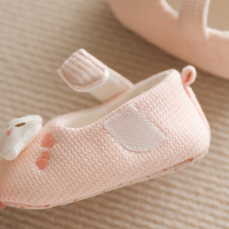 婴儿鞋春秋软底学步男女宝宝布鞋夏季公主鞋0一3月6新生幼儿初生7