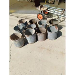 怀旧老式盛水铁皮水桶老洋水桶装饰民俗老物件摆件农村老东西收藏