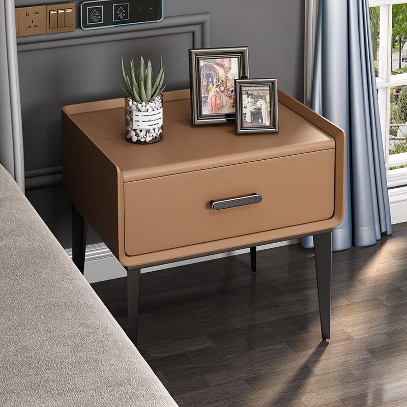 轻奢意式床头柜家用卧室高端简约现代2025新款实木卧室床边置物架