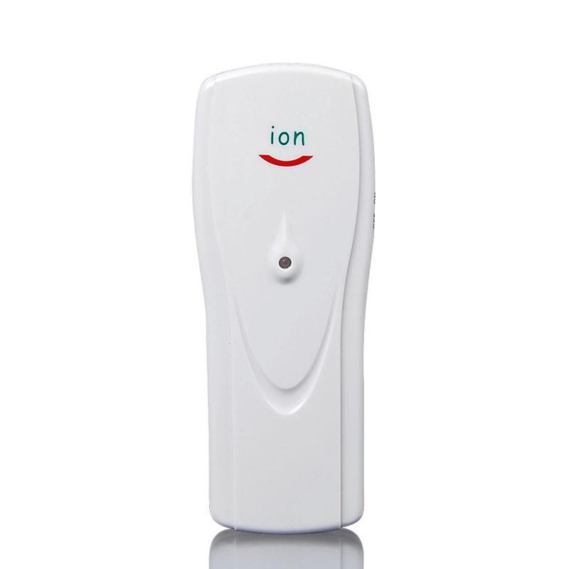 随身携带挂脖空气净化器 负离子处臭氧空气清新USB充电锂电池