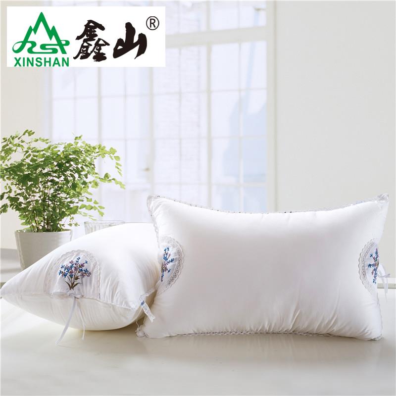 鑫山家纺单人枕芯薰衣草枕头芯全棉绣花刺绣蕾丝花边羽丝绒保健枕