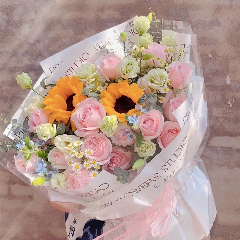 重庆鲜花速递同城香槟玫瑰向日葵混搭花束南坪生日配送店送花