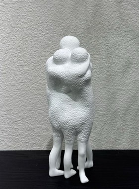 简约现代样板间软装抽象人物雕塑摆件售楼处书房书柜装饰柜工艺品