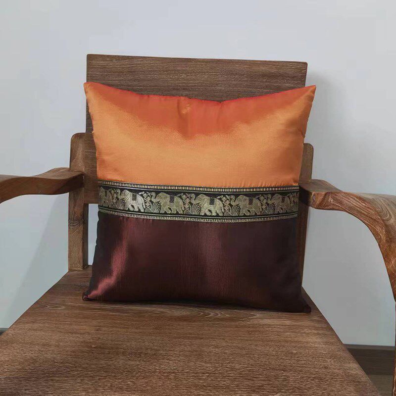 泰国泰式方行枕现代办公沙发床头靠枕抱枕高档刺绣汽车坐垫