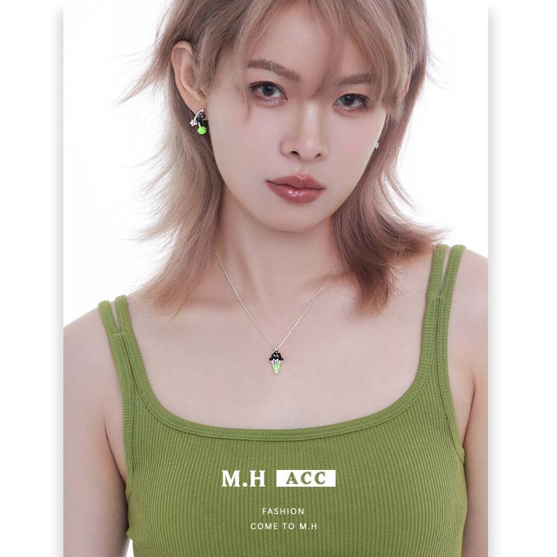 可爱搞怪羽毛球猫咪吊坠项链女小动漫手表/项链/饰品